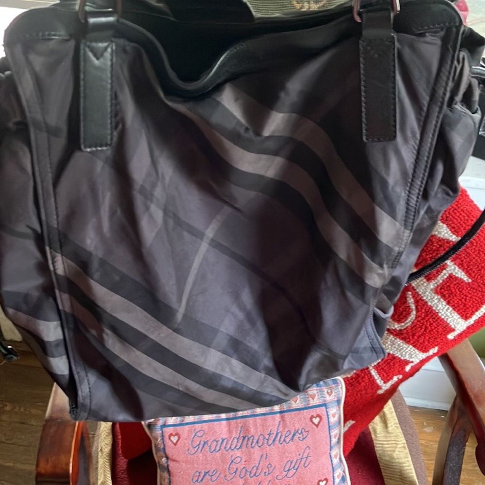 Burberry buckleigh tote - Picture 8 of 9